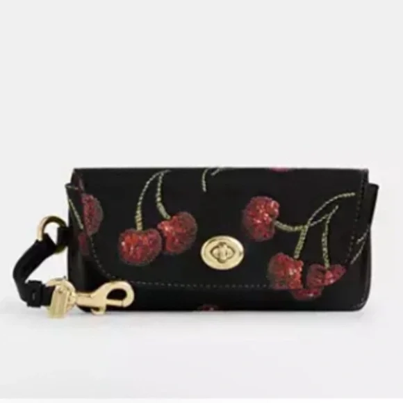 NWT coach!! Coach Black Cherry Sunglass Case cdd74 - Picture 1 of 7